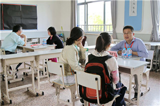 心理助力 從容應(yīng)考——徐教院附中大型考前公益心理輔導(dǎo)活動(dòng)為學(xué)子賦能